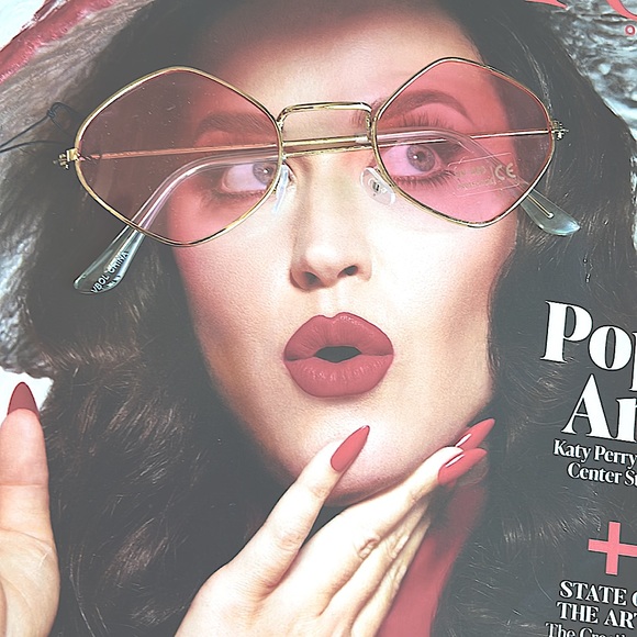 🔴NWT pink tint & gold frame diamond like shape sunglasses fashion trend glasses - Picture 7 of 8